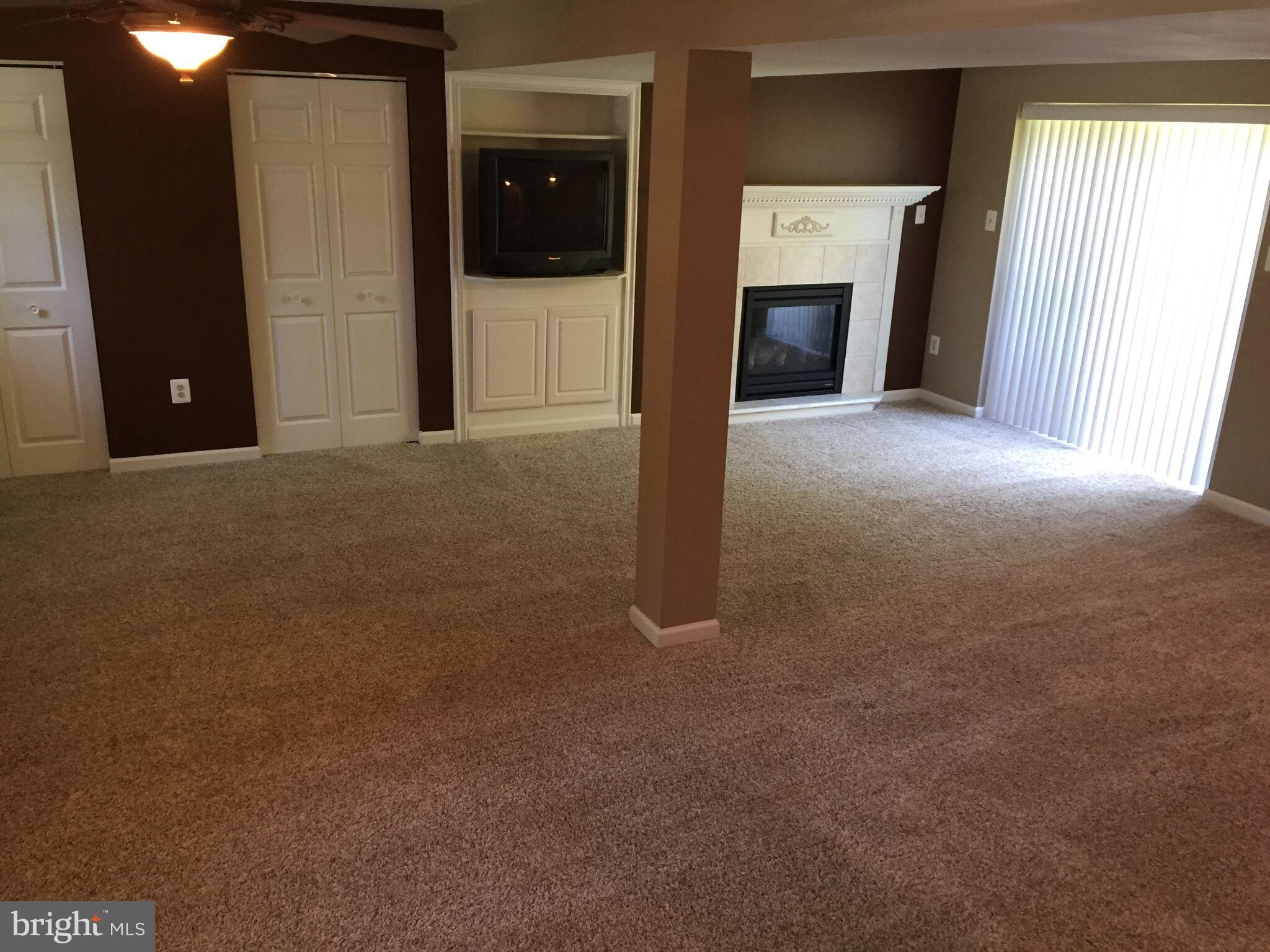 8609 Daytona Road Baltimore, MD 21237 - Photo 4 of 27 Family Room