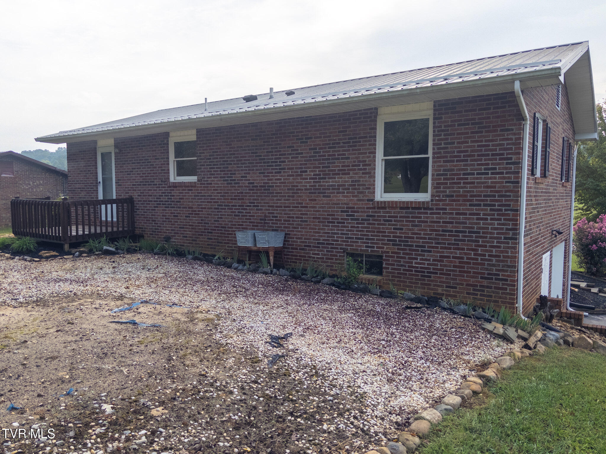 299 Stockyard Road Telford, TN 37690 - Photo 4 of 10 IMG_1241