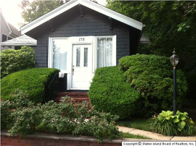 175 Windsor Road Staten Island, NY 10314 - Photo 1 of 10 Primary Photo