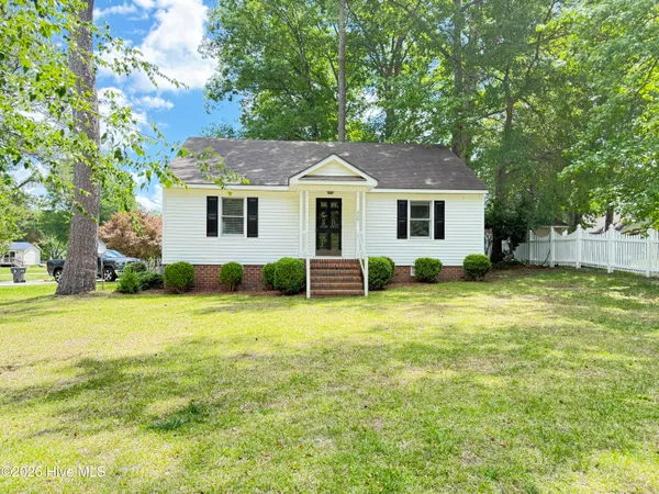 $950 | 209 Oak Forest Drive Northwest, Rocky Mount, NC 27803