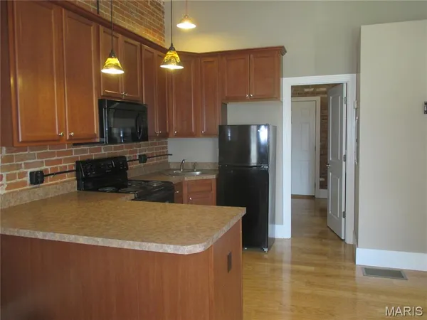 $660,000 | 536 South Main Street, Columbia, IL 62236