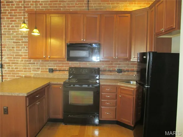 $660,000 | 536 South Main Street, Columbia, IL 62236