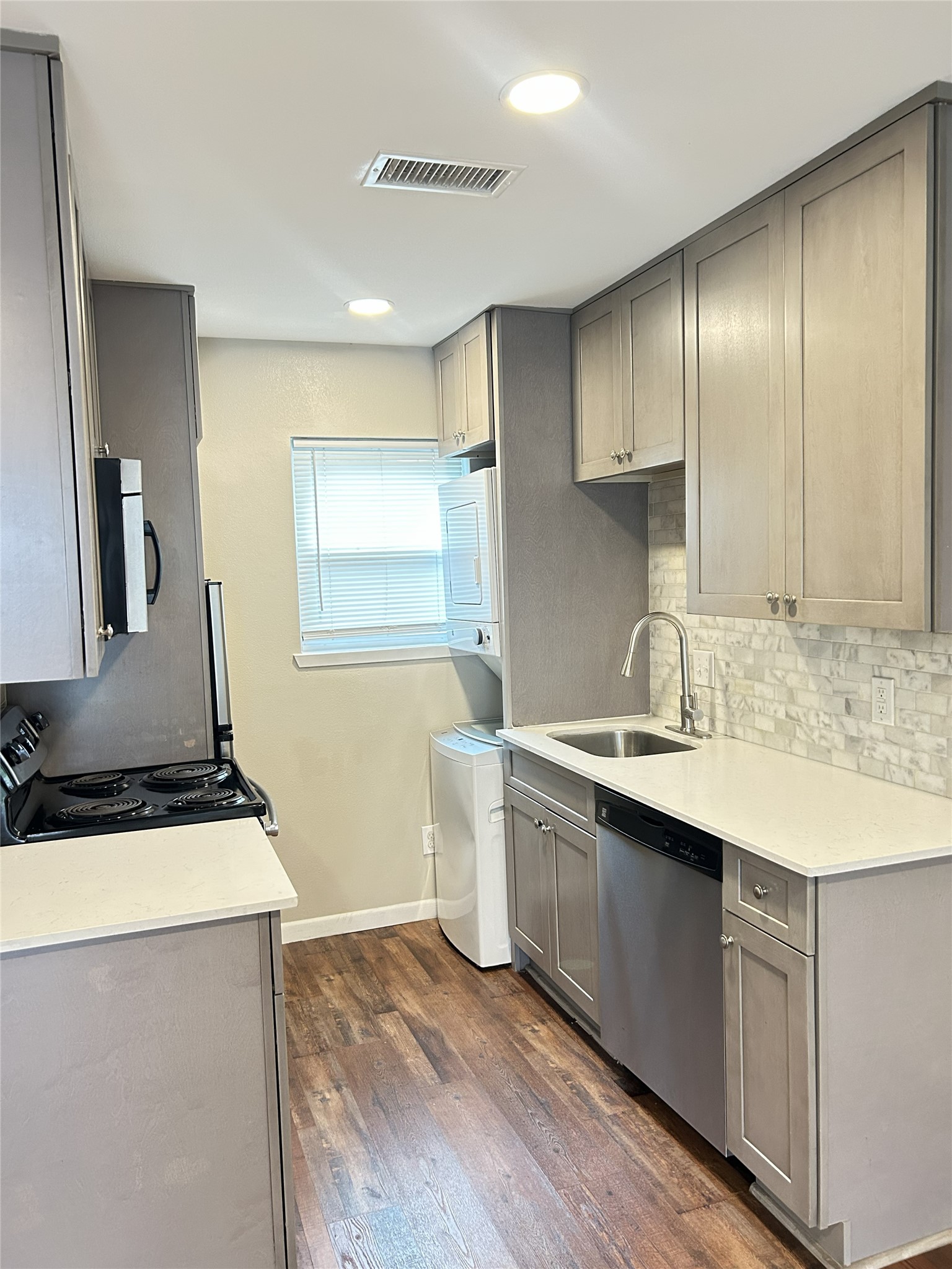 3025 Prospect Street, Unit 2 Houston, TX 77004 - Photo 6 of 16