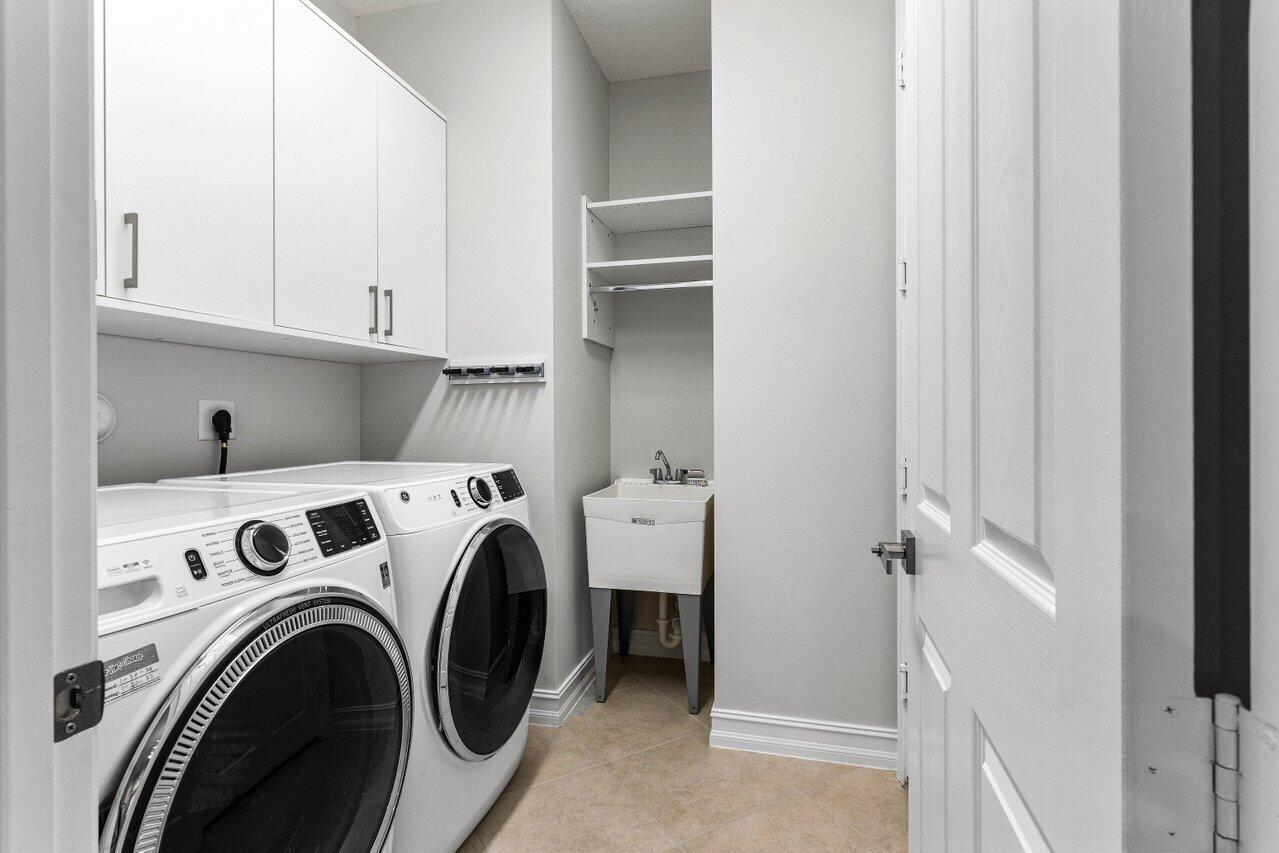 14079 Paverstone Terrace Delray Beach, FL 33446 - Photo 30 of 59 011-14079PaverstoneTerrace-DelrayBeach-F