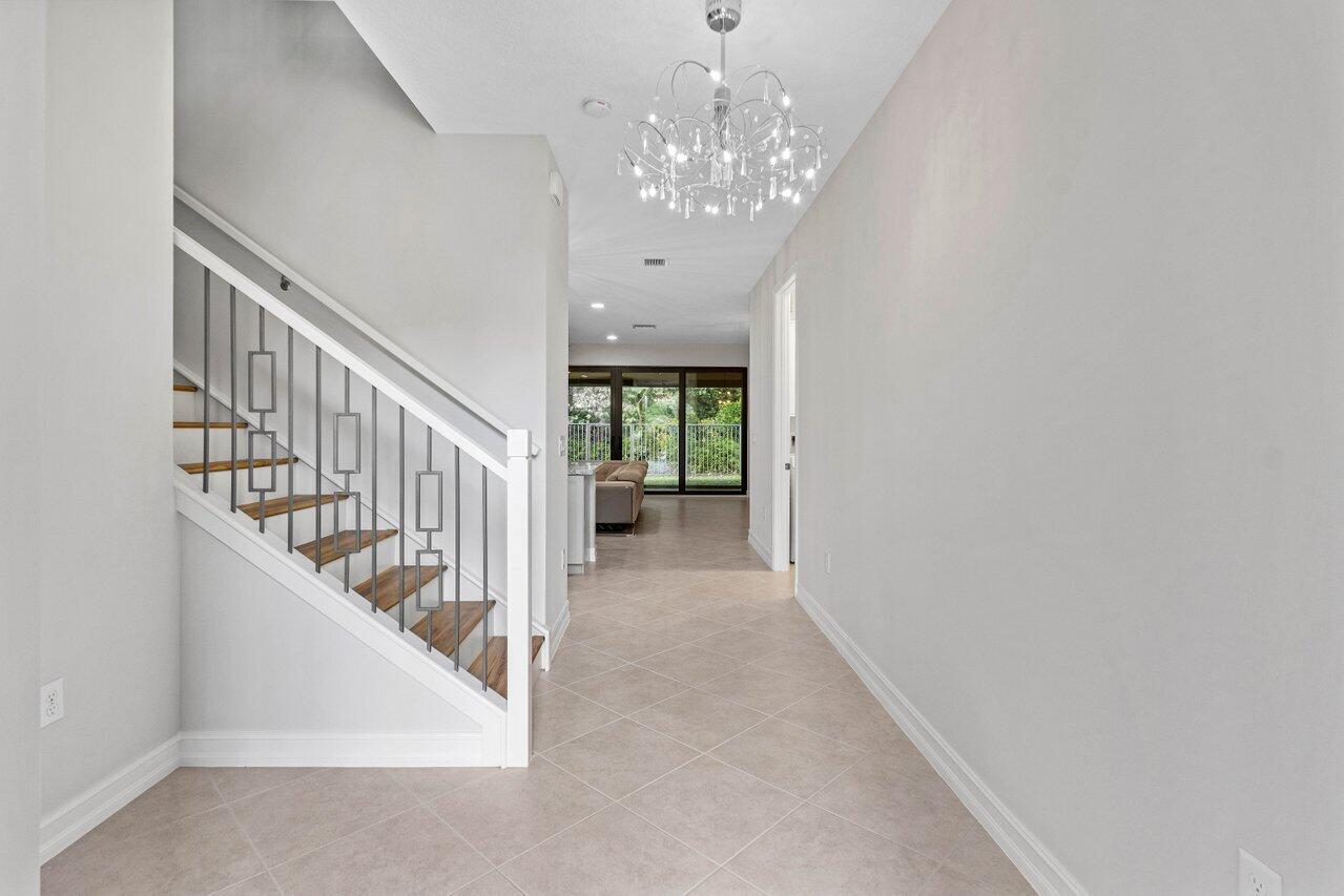 14079 Paverstone Terrace Delray Beach, FL 33446 - Photo 4 of 59 005-14079PaverstoneTerrace-DelrayBeach-F