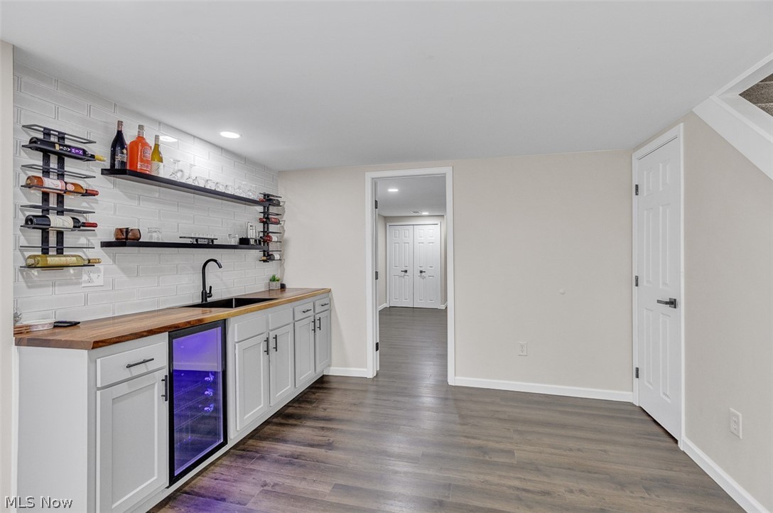 2429 Thurmont Road Akron, OH 44313 - Photo 35 of 44