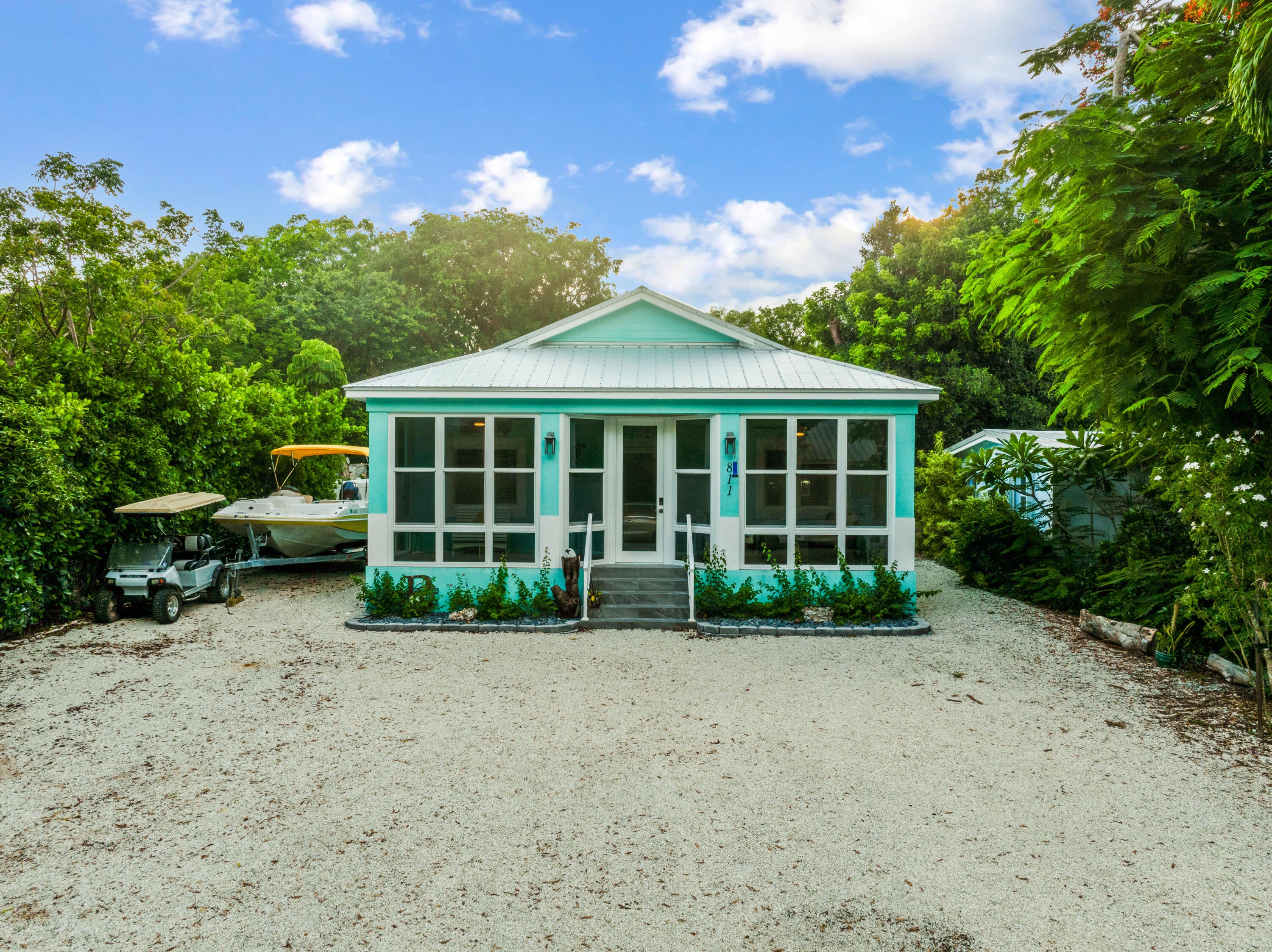 811 La Paloma Road Key Largo, FL 33037 - Photo 1 of 40 Gallery Image 1