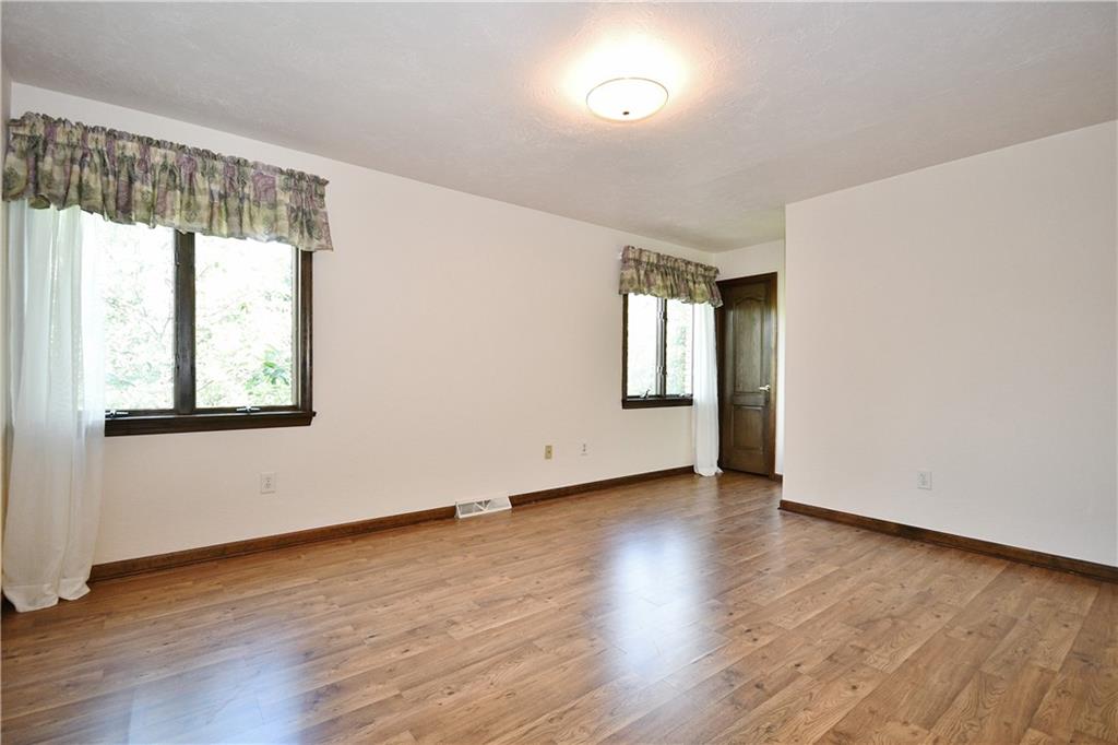 445 Stilley Road Clairton, PA 15025 - Photo 16 of 25 Gallery Image 16