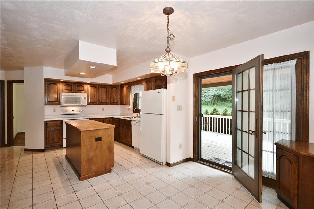 445 Stilley Road Clairton, PA 15025 - Photo 6 of 25 Gallery Image 6