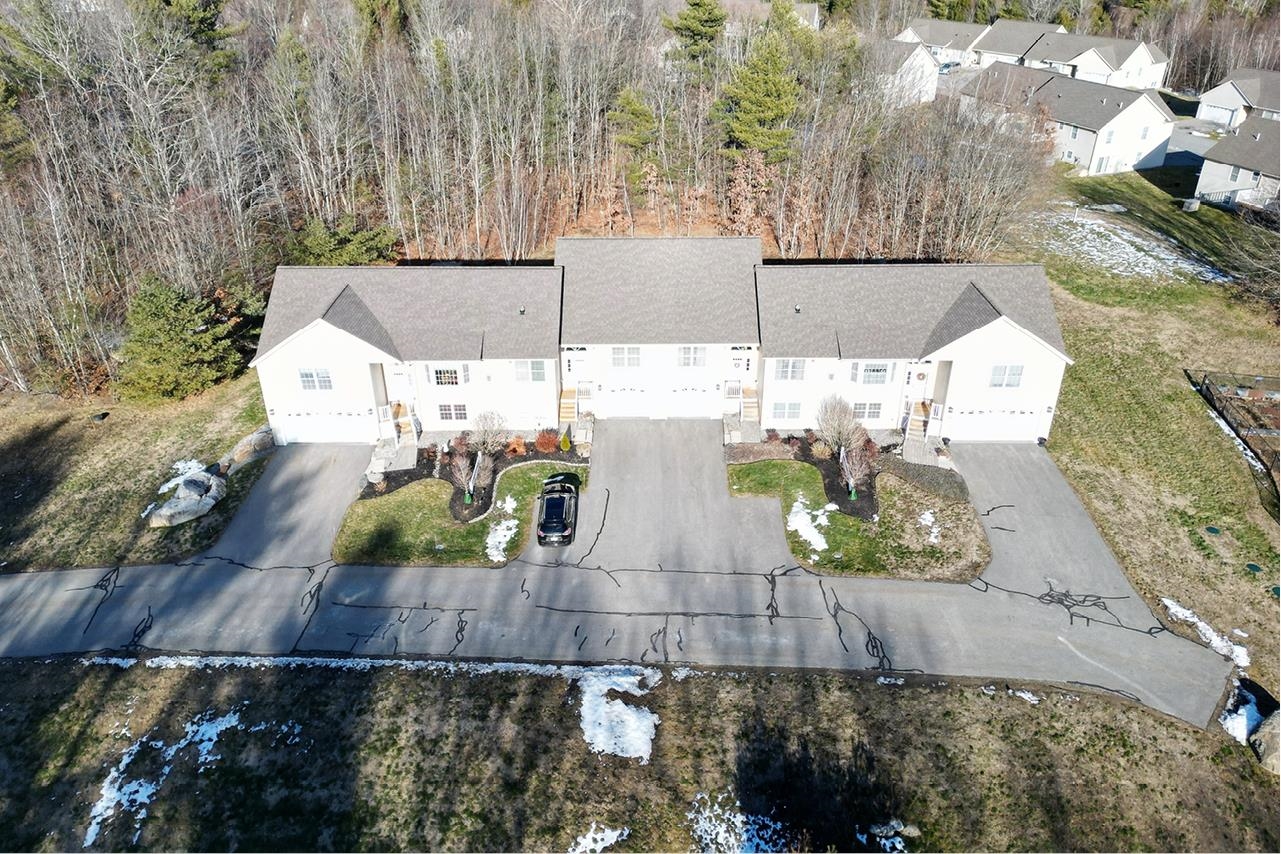 118-3 Hall Road Fremont, NH 03044 - Photo 7 of 50