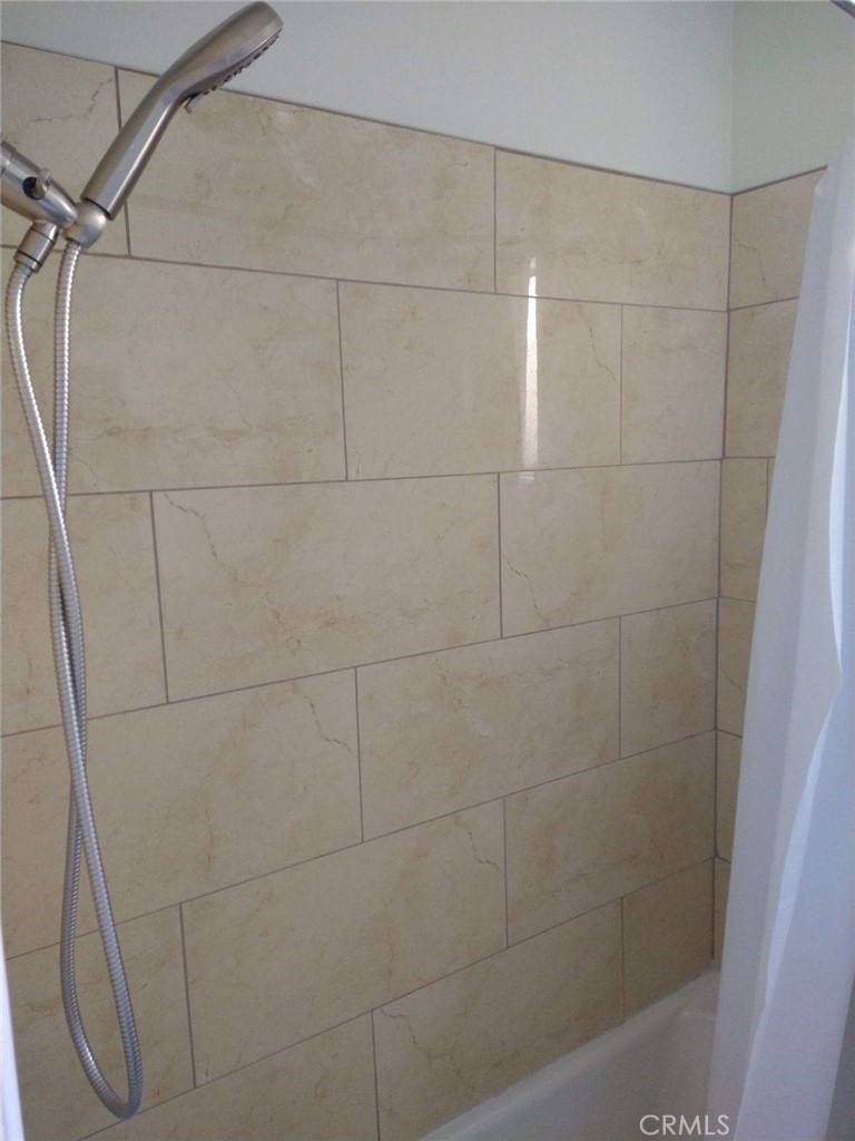 21988 Mojave River Road Cedarpines Park, CA 92322 - Photo 2 of 10 a bathroom with a shower