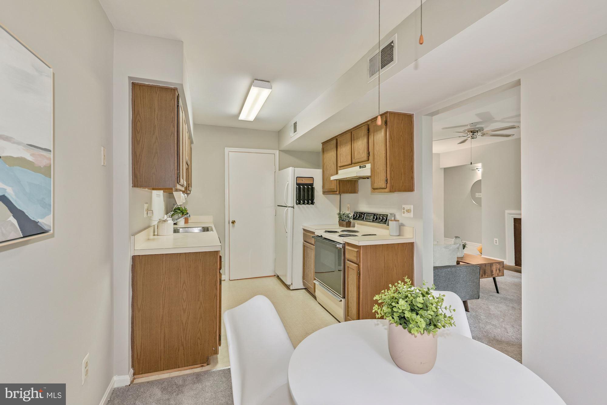 16 Normandy Square Court, Unit 3CF Silver Spring, MD 20906 - Photo 6 of 19 Gallery Image 6