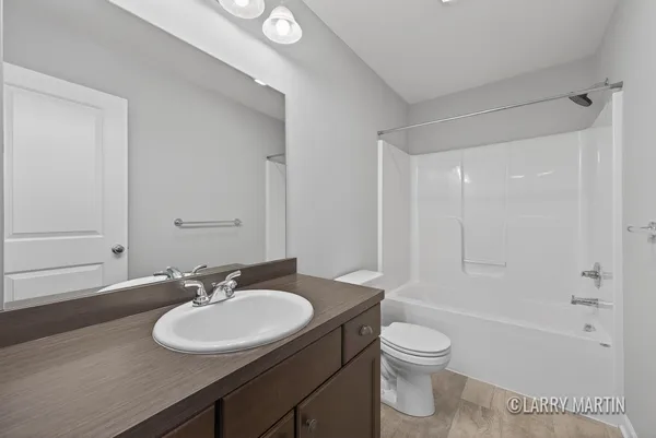 $455,000 | 13485 Stafford Drive, Nunica, MI 49448