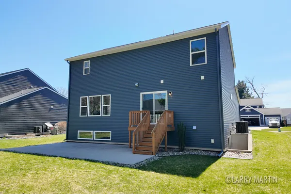 $455,000 | 13485 Stafford Drive, Nunica, MI 49448