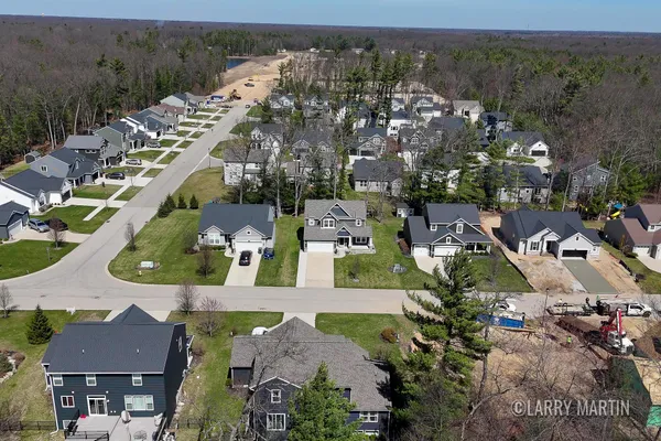 $455,000 | 13485 Stafford Drive, Nunica, MI 49448