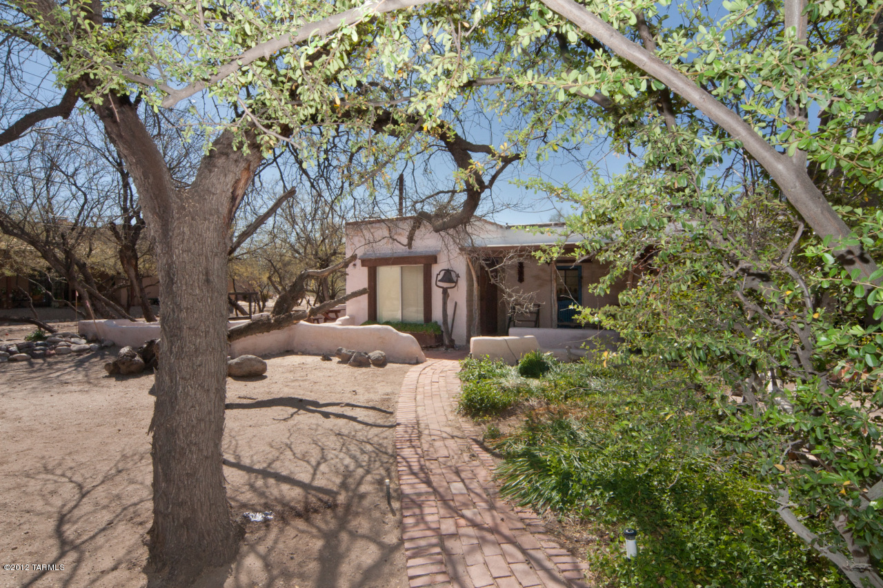 5354 East Fort Lowell Road Tucson, AZ 85712 - Photo 4 of 34