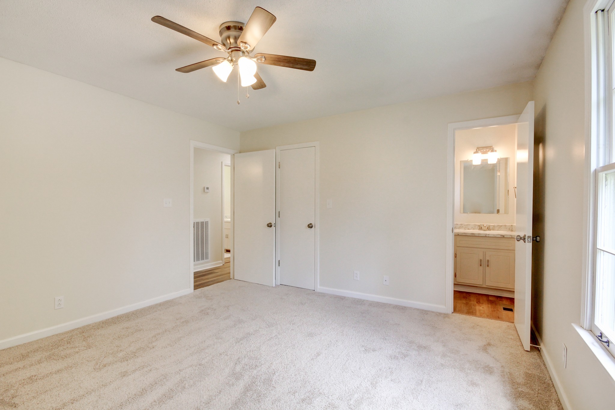 347 Jackson Road Clarksville, TN 37042 - Photo 15 of 34 Gallery Image 15