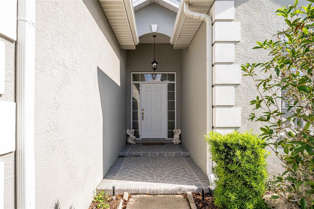 3003 Southwest 41st Place Ocala, FL 34474 - Photo 6 of 51 a view of a garage