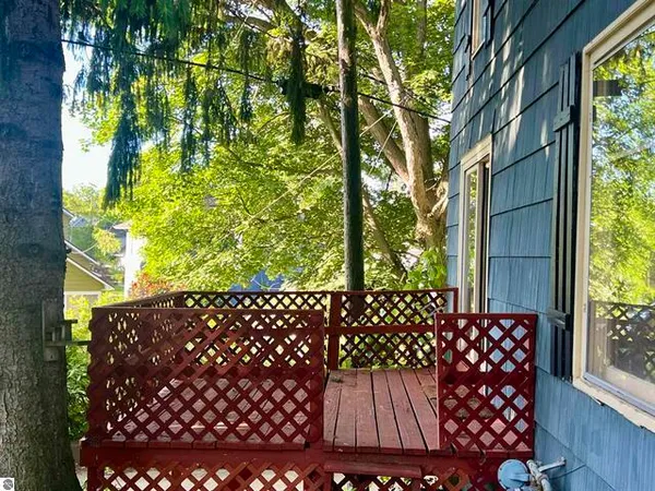 $171,900 | 506 East Division Street, Cadillac, MI 49601