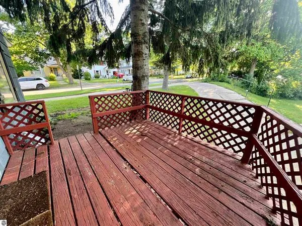 $171,900 | 506 East Division Street, Cadillac, MI 49601