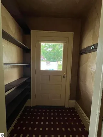 $171,900 | 506 East Division Street, Cadillac, MI 49601