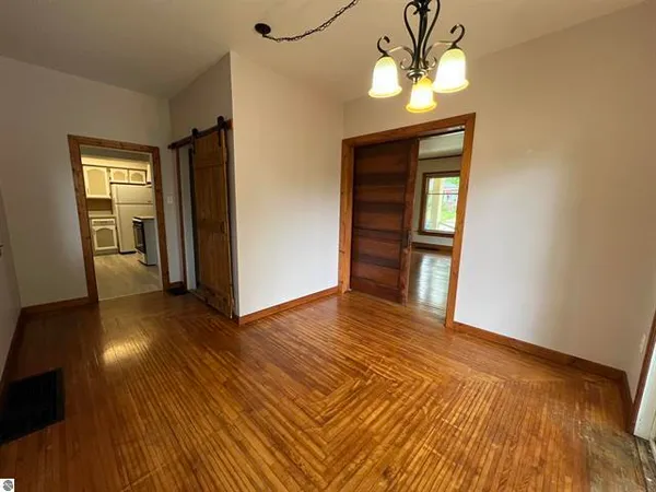 $171,900 | 506 East Division Street, Cadillac, MI 49601