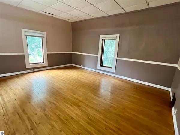 $171,900 | 506 East Division Street, Cadillac, MI 49601