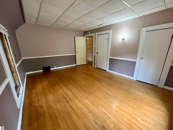 $171,900 | 506 East Division Street, Cadillac, MI 49601