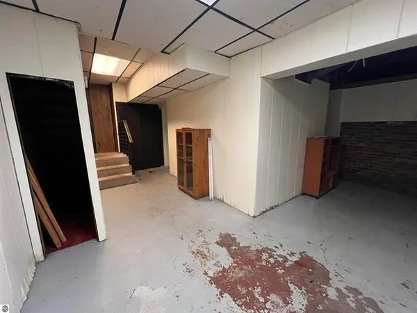 $171,900 | 506 East Division Street, Cadillac, MI 49601