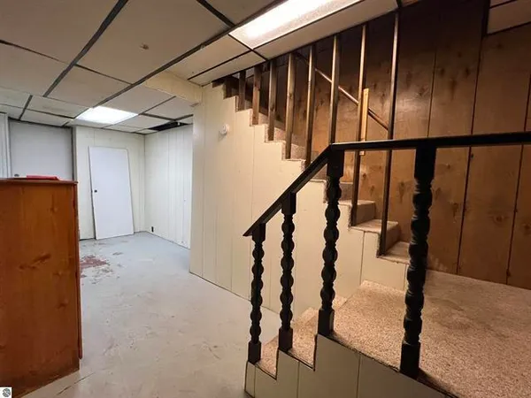 $171,900 | 506 East Division Street, Cadillac, MI 49601