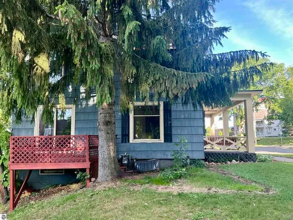 $171,900 | 506 East Division Street, Cadillac, MI 49601