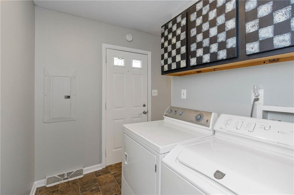 335 North Raceway Road Indianapolis, IN 46234 - Photo 20 of 24 Gallery Image 20