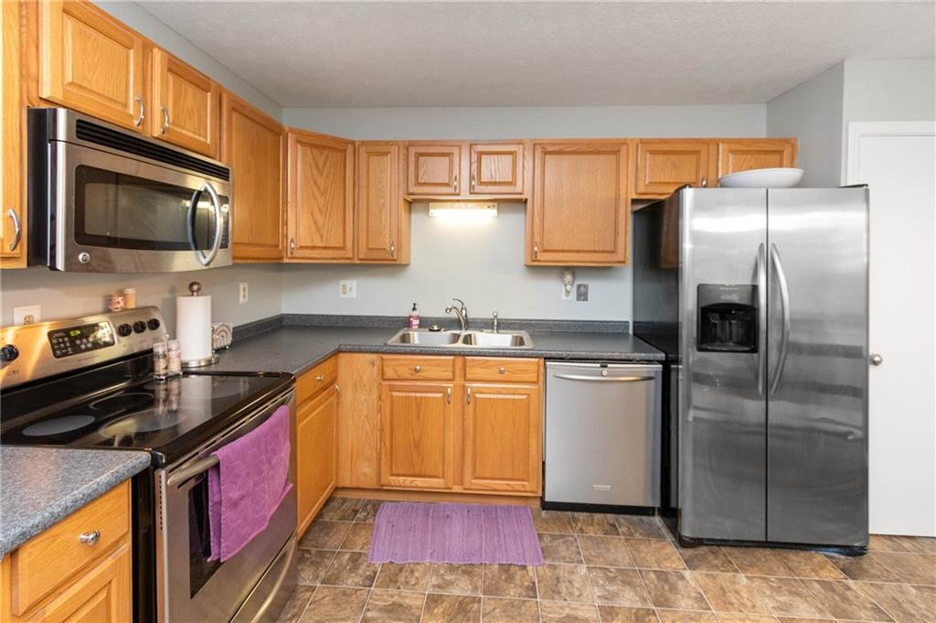 335 North Raceway Road Indianapolis, IN 46234 - Photo 9 of 24 Gallery Image 9