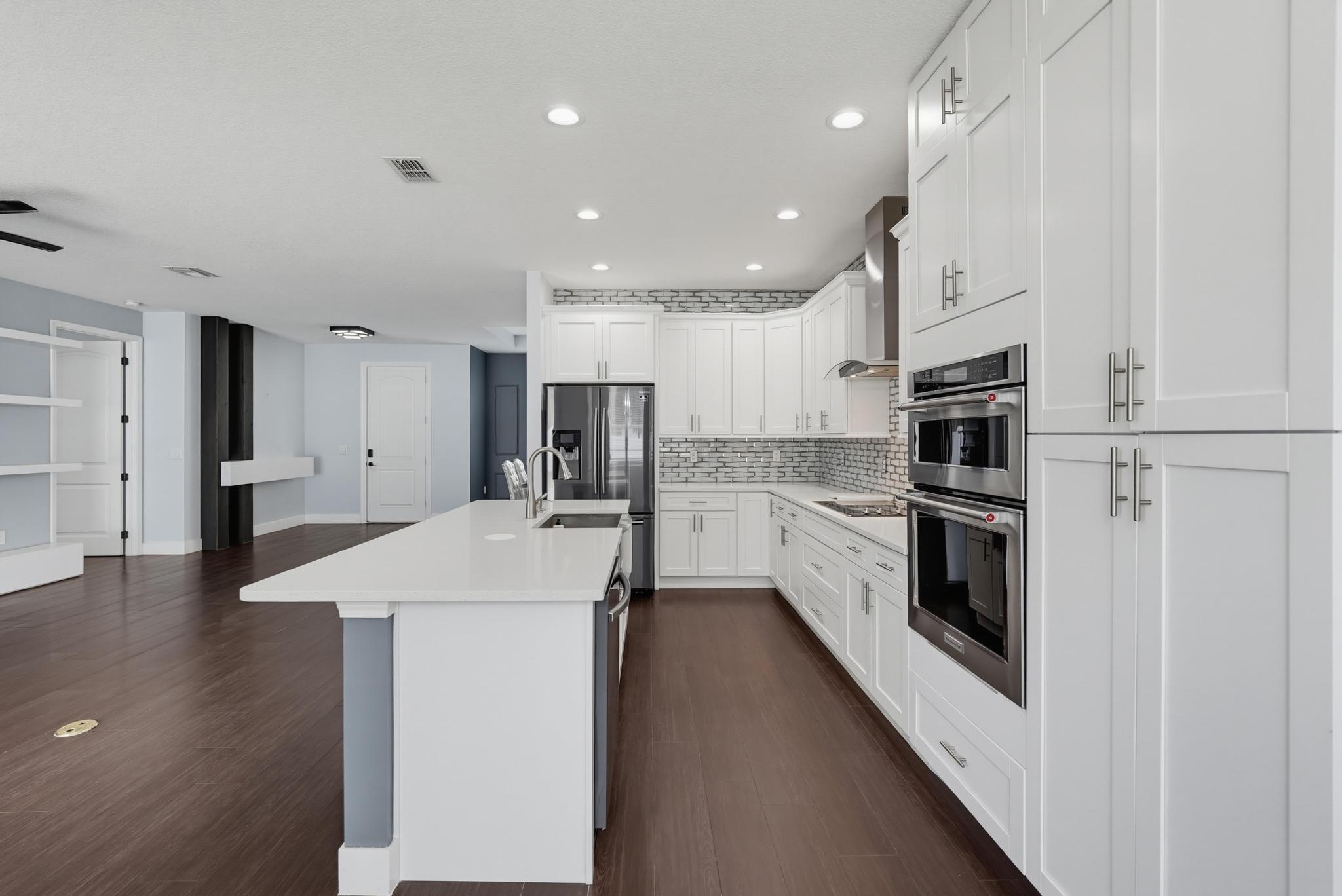 2384 Southwest Salmon Road Port St. Lucie, FL 34953 - Photo 16 of 36 DSC05154