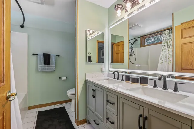 $599,900 | 11808 336th Avenue, Randall, WI 53181