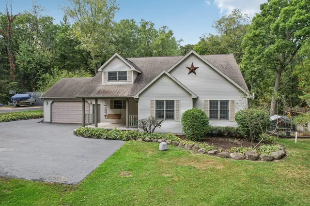 $599,900 | 11808 336th Avenue, Randall, WI 53181