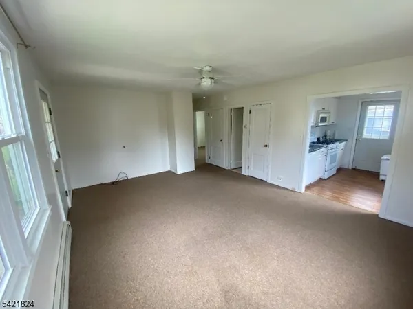 $1,950 | 15 Claverack Road, Clifton, NJ 07013