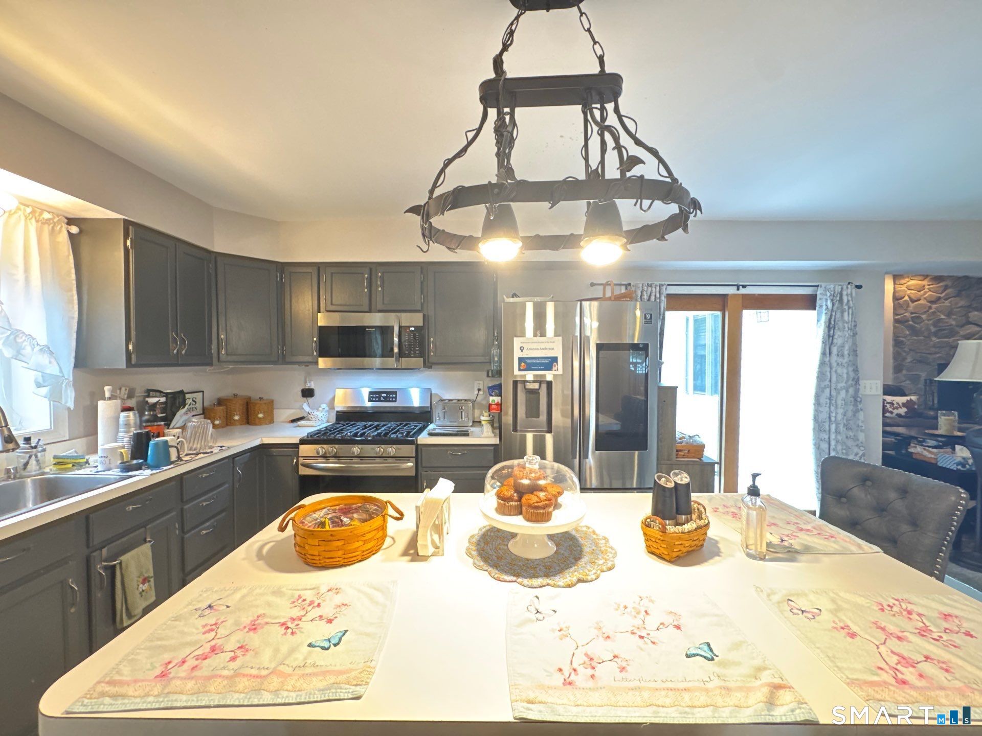 325 West Rutland Road Milford, CT 06461 - Photo 10 of 27