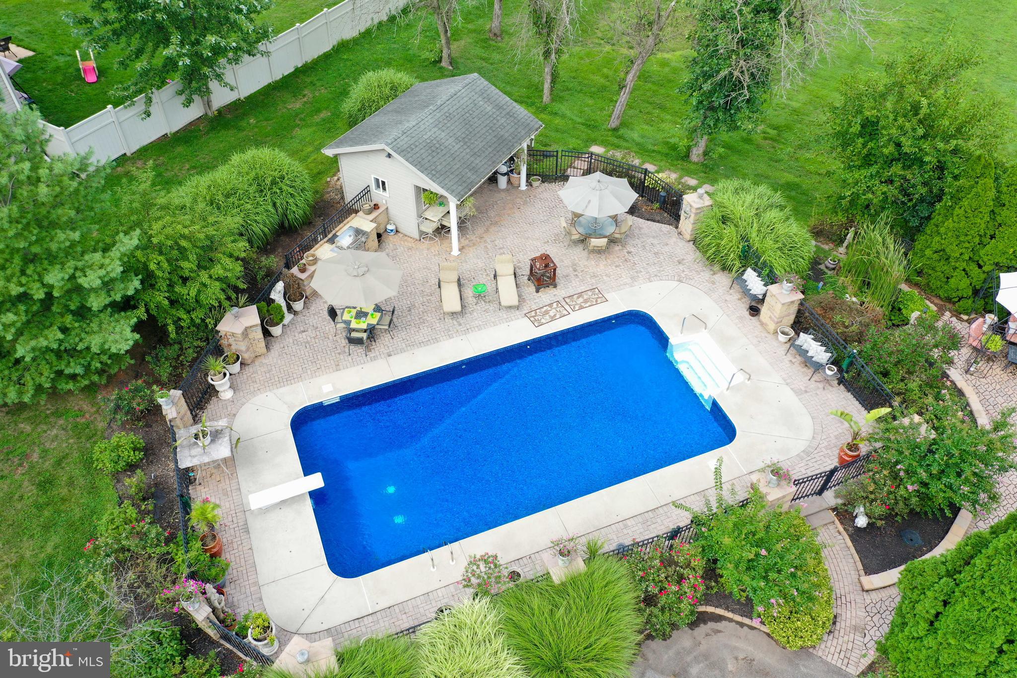 4005 Lewisberry Road York, PA 17404 - Photo 2 of 42 Gallery Image 2