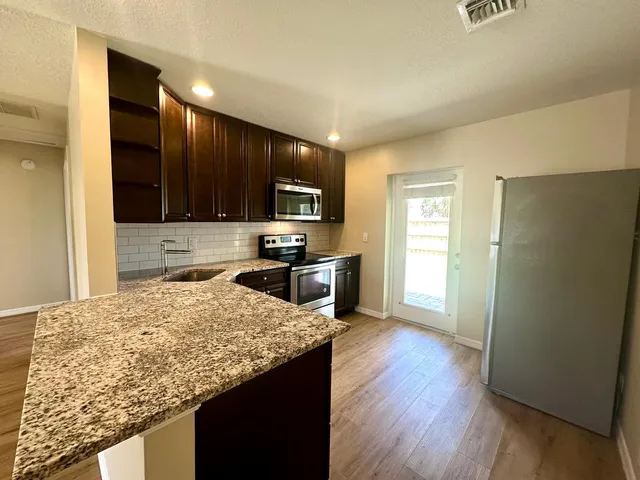 $2,150 | 3531 Burma Court, Palm Beach Gardens, FL 33403