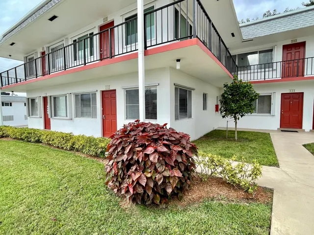 $1,350 | 3120 Cynthia Lane, Unit 112, Lake Worth Beach, FL 33461