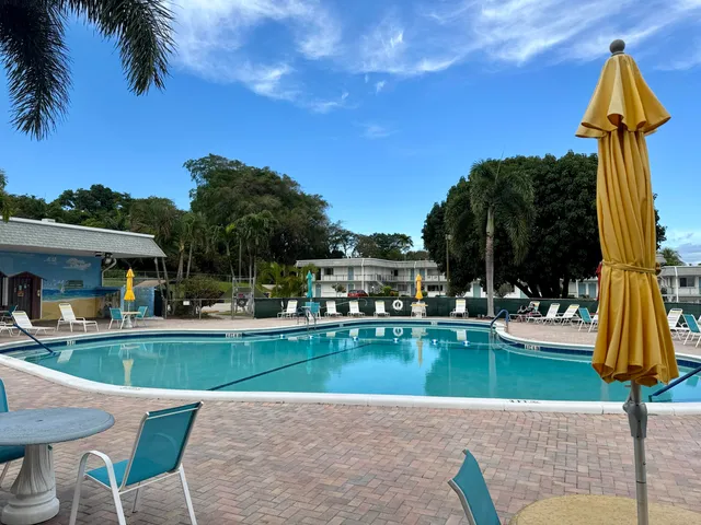 $1,350 | 3120 Cynthia Lane, Unit 112, Lake Worth Beach, FL 33461