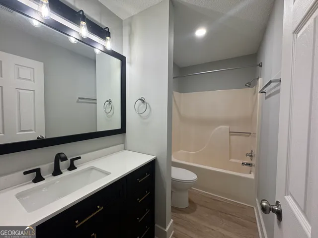 $1,600 | 2505 West Broad Street, Unit 212, Athens, GA 30606