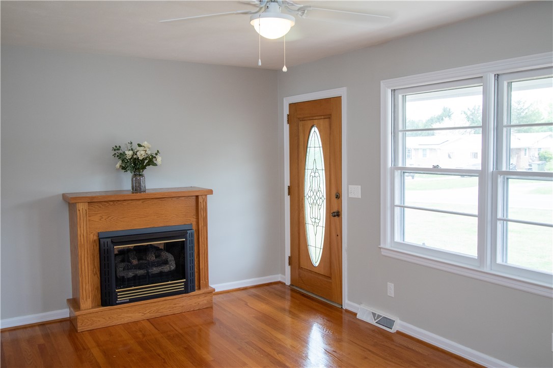 404 Freedom Trail Walhalla, SC 29691 - Photo 2 of 29 Gallery Image 2