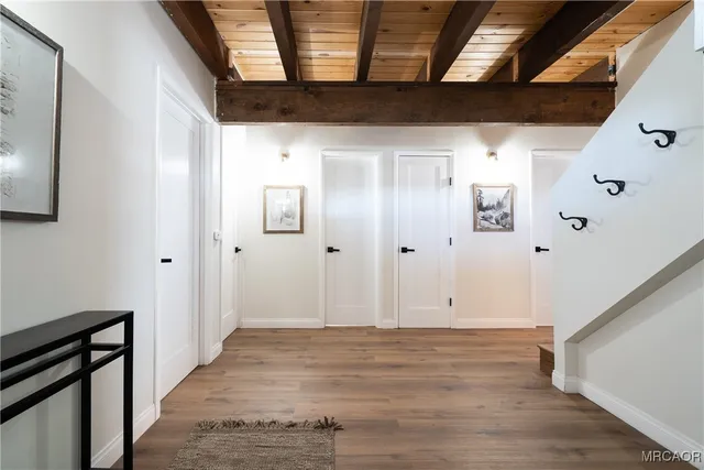 $985,000 | 955 Deer Trail Lane, Fawnskin, CA 92333