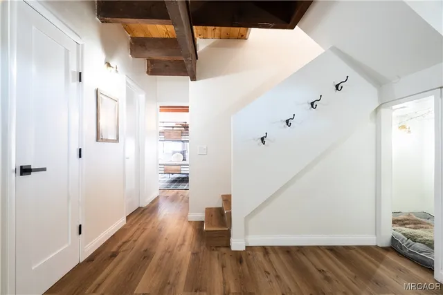 $985,000 | 955 Deer Trail Lane, Fawnskin, CA 92333