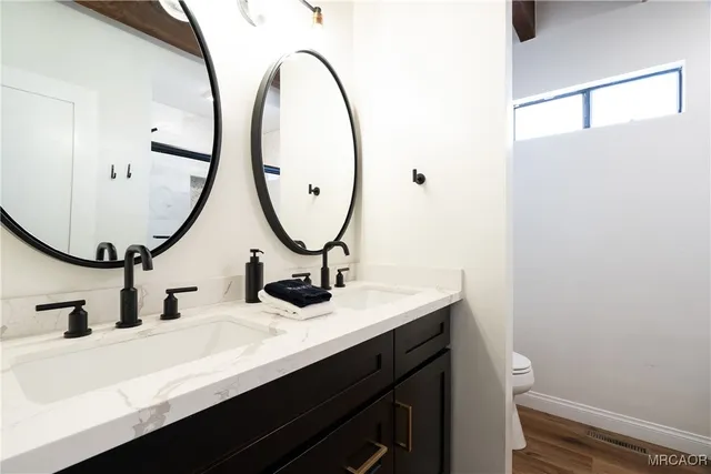 $985,000 | 955 Deer Trail Lane, Fawnskin, CA 92333