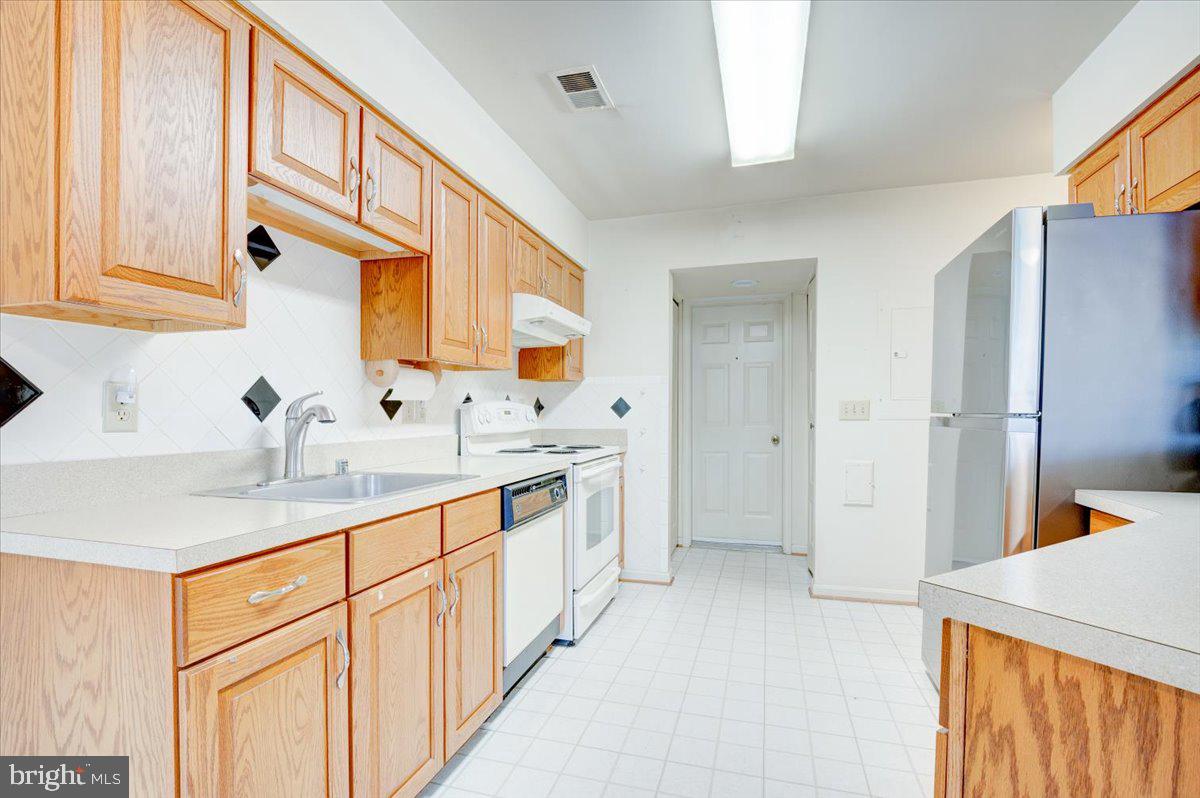 9423 Nicklaus Lane, Unit 59 Laurel, MD 20708 - Photo 14 of 30