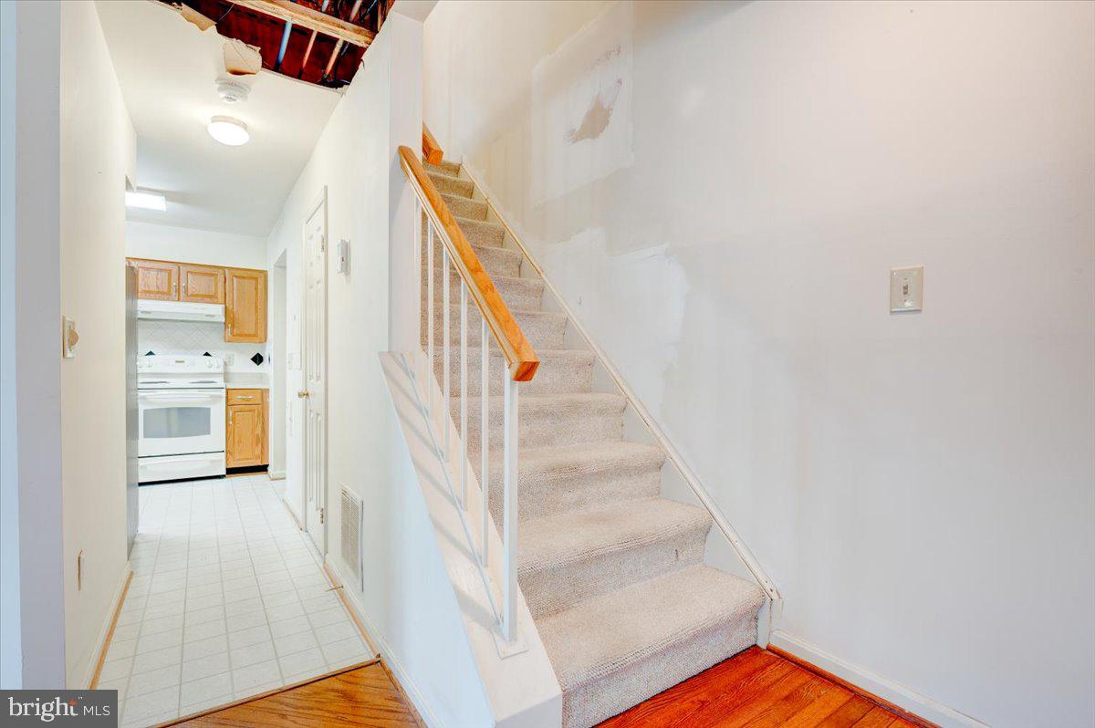 9423 Nicklaus Lane, Unit 59 Laurel, MD 20708 - Photo 8 of 30