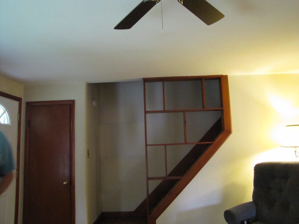 48 Ivanhoe Street Springfield, MA 01109 - Photo 8 of 16 Gallery Image 8
